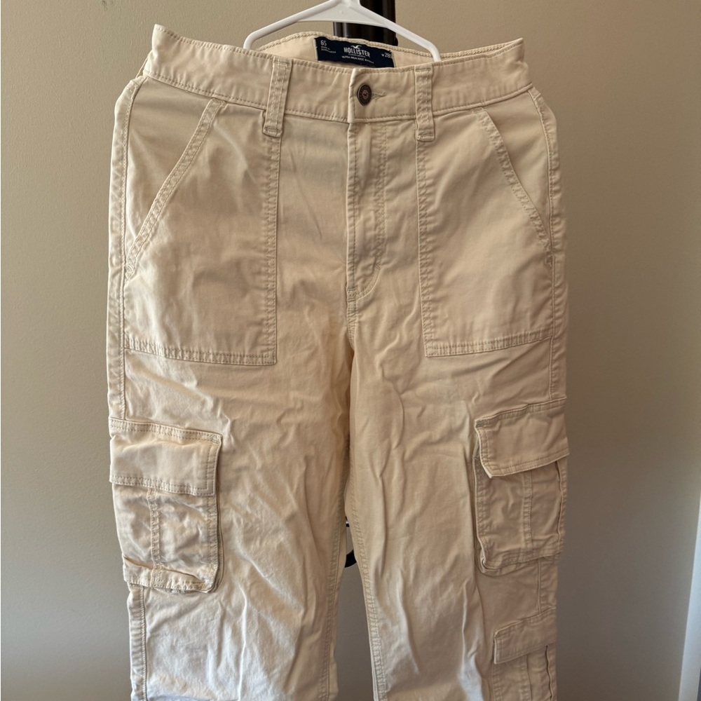 Hollister Men's Off-White Cargo Pants